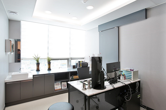 맑은유 비뇨기과 피부과 